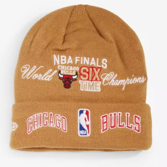 New Era Chicago Bulls 6x Champions NBA Finals Cuffed Knit Hat - Picture 2 of 11
